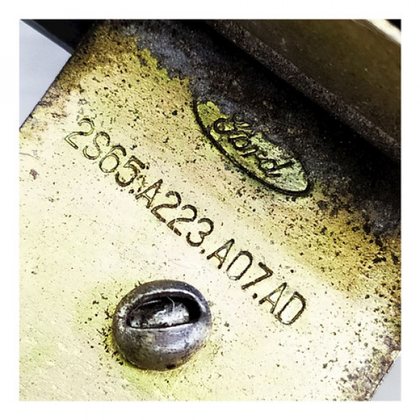 Canaleta Vidro Porta Dianteira Esquerda Ford Fiesta 2003    