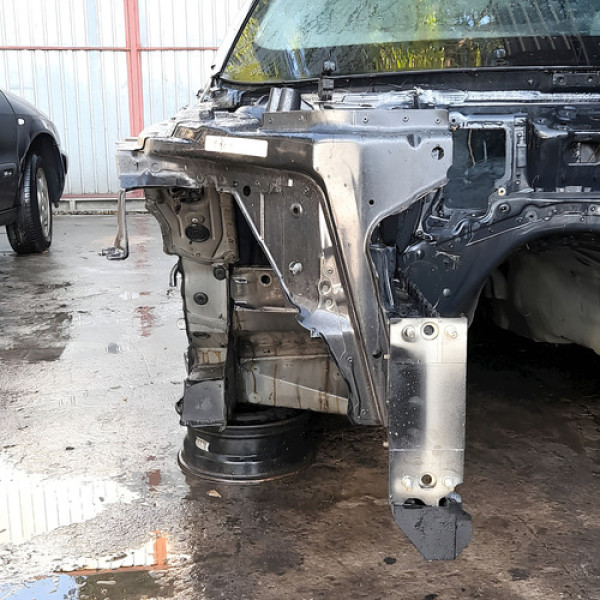 Longarina Direita  Bmw 550i 4.8  2009 197112 Não Informado