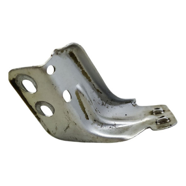 Suporte Para Lama Esquerdo  Vw Saveiro 1.6 2013 195712 Não Informado