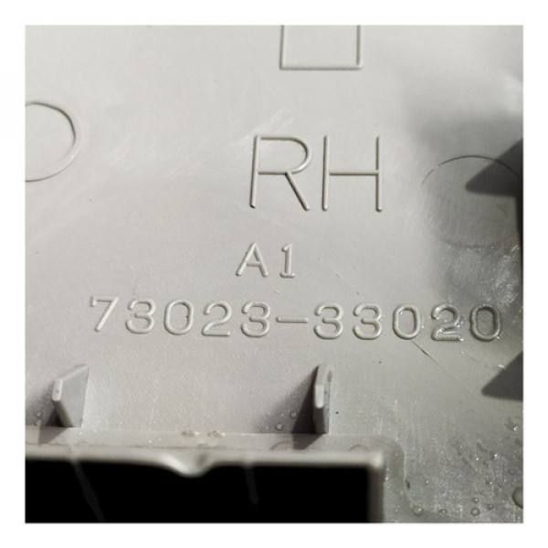 Capa Superior Coluna Central Direita Toyota Corolla Xei 2014