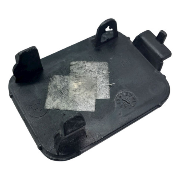 Tampa Acabamento Pino Reboque Para Choque Dianteiro  Bmw 550 Não Informado