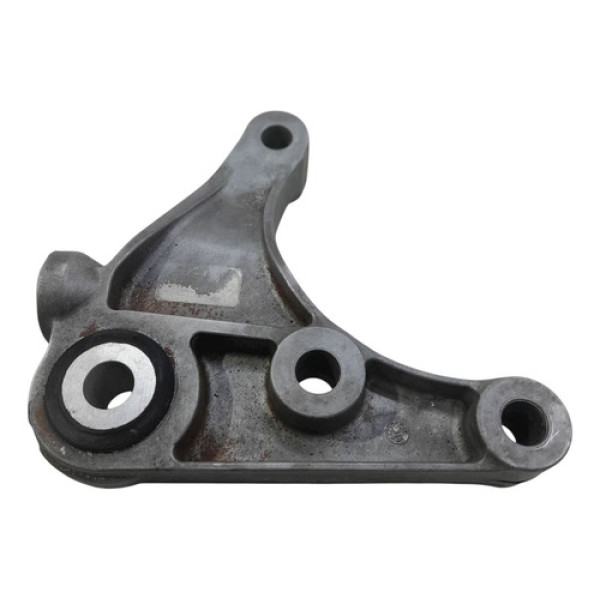 Suporte Inferior Câmbio Gm Spin 6 Marchas 2019    198287 Não Informado