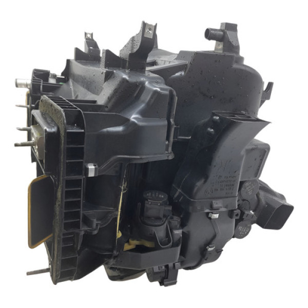 Caixa Ar Condicionado  Bmw 550i 4.8  2009 196825 Não Informado