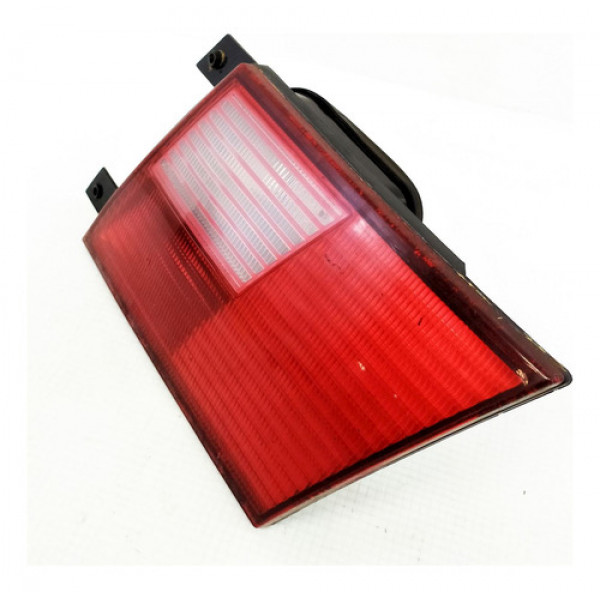 Lanterna Direita Tampa Traseira Vw Santana 2003    135842