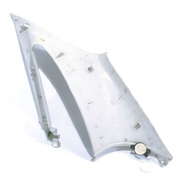 Capa Coluna Traseira Esquerda Citroën C5 2.0 Mt 2002 104762