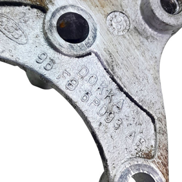 Suporte Trambulador Câmbio Ford New Fiesta     203509 Não Informado