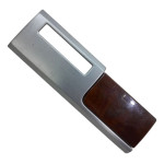 Acabamento Friso Esq...