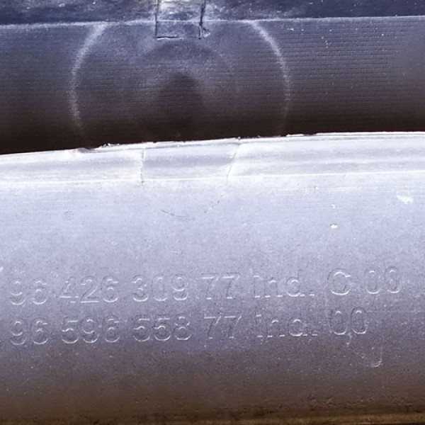 Para-choque Dianteiro Citroën C3 1.4 Glx 2006 V1769 - P28 Não Informado