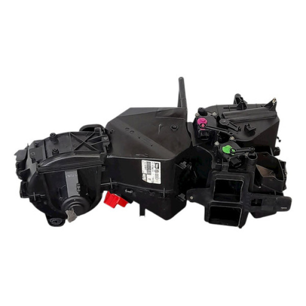 Caixa Ar Condicionado  Audi A3 1.8 T  1998 194075