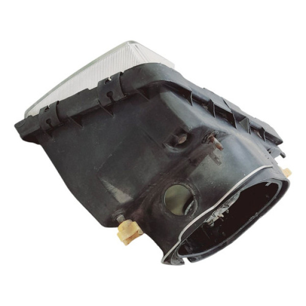 Farol Direito Gm Chevette L 1.6 1993 V1763 - P15 Direito/passageiro