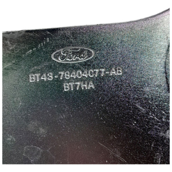 Suporte Esquerdo Amortecedor Rosca Tampa Traseira  Ford Edge Não Informado