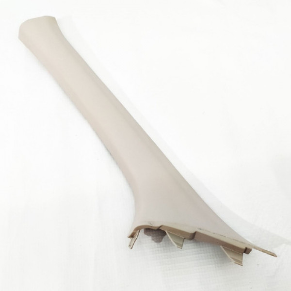 Capa Coluna Esquerda Para-brisa Nissan March 1.0s  2013 9607