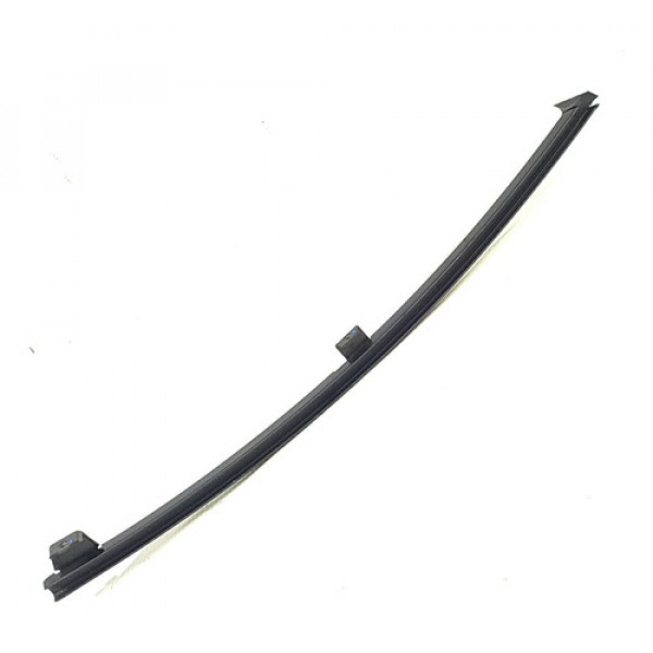 Guia Canaleta Vidro Traseira Esquerda Toyota Corolla Gli 201