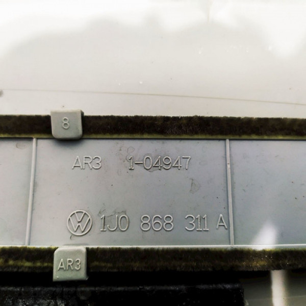 Capa Superior Coluna Central Esquerda Vw Golf Sr 2000    103