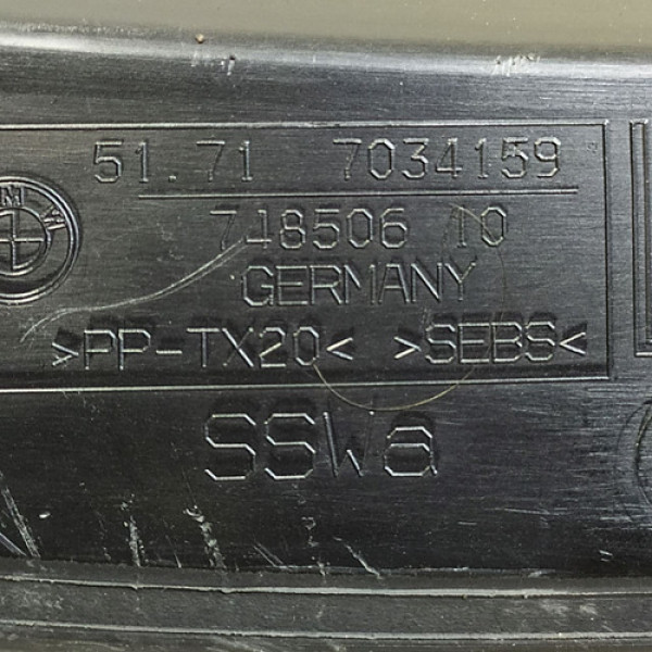 Acabamento Canaleta Para Lama Esquerdo  Bmw 550i 4.8  2009 1 Não Informado