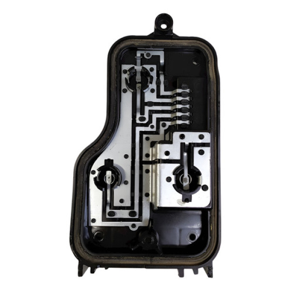 Circuito Lanterna Esquerda  Vw Saveiro 1.6 2013 195784 Direito/passageiro Não Informado