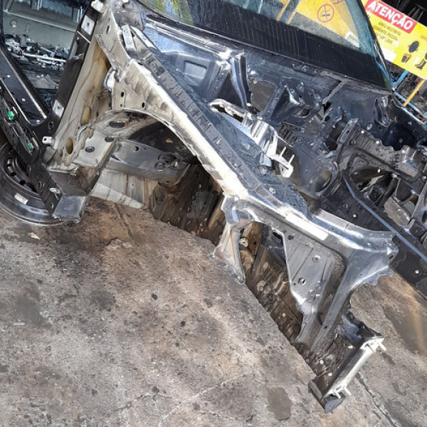 Longarina Direita  Bmw 550i 4.8  2009 197112 Não Informado