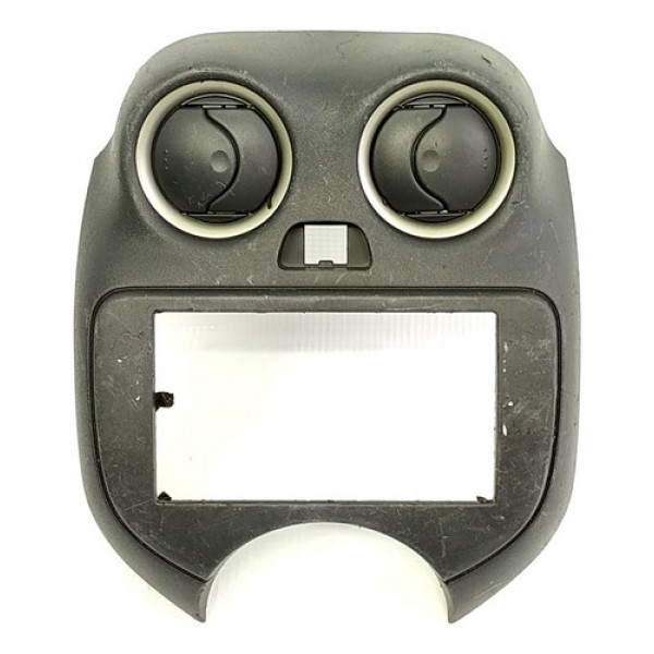 Moldura Painel Central Nissan March 2012    9590