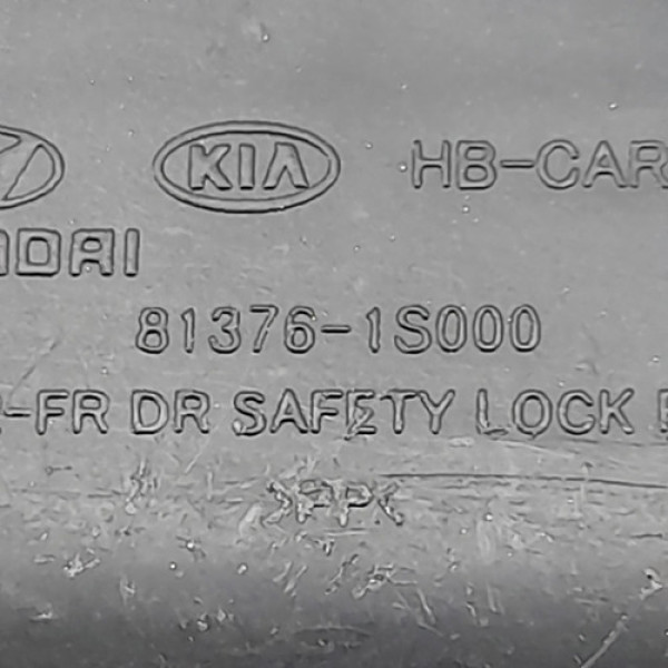 Acabamento Haste Fechadura Porta Dianteira Esquerda  Hyundai Não Informado