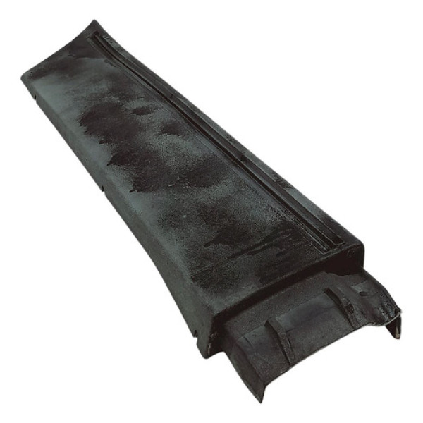 Polaina Esquerda Para Choque Traseiro  Gm Chevette L 1.6 199 Não Informado