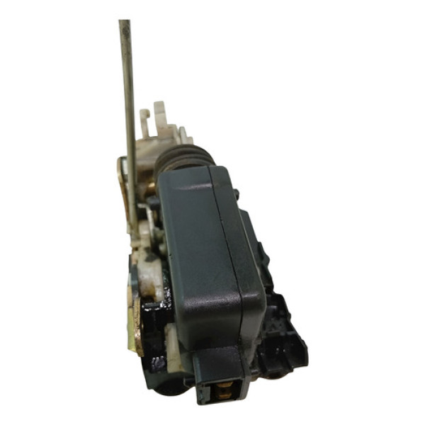 Fechadura Traseira Esquerda  Renault Logan 1.6 16v 2008 2042