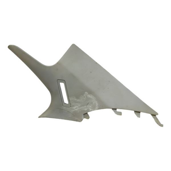 Acabamento Superior Coluna Traseira Direita  Mercedes-benz C Não Informado