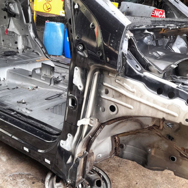 Caixa Ar Pé Coluna Central Direita  Mercedes-benz B200 2.0 2