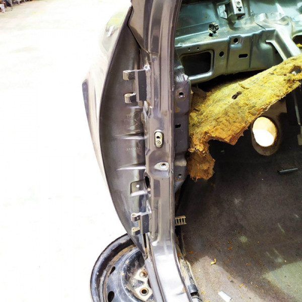 Longarina Pé Coluna Esquerdo Ford Fiesta 1.0 8v 2003 1303