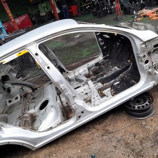 Caixa Ar Pé Coluna Central Direita  Gm Corsa Sedan 1.8 2003 