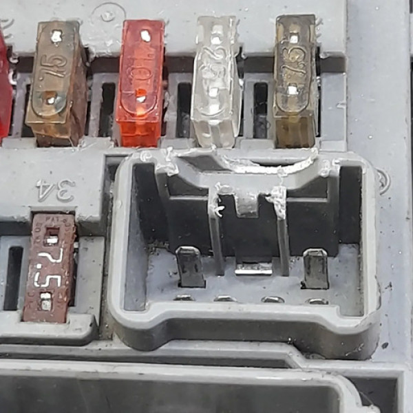 Caixa Fusível Interna  Honda Civic Lxs 1.8 2008 209882
