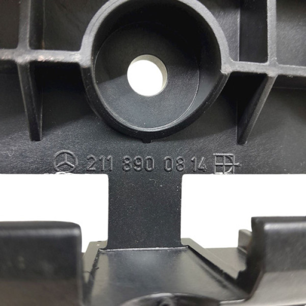 Suporte Triângulo Emergência  Mercedes-benz C 200k 1.8 2009  Não Informado