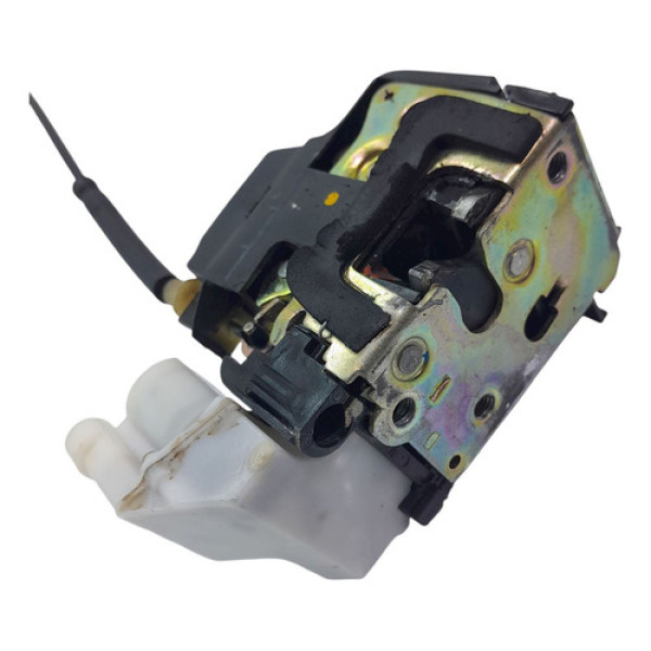 Fechadura Porta Dianteira Direita  Fiat Siena 1.3  2004 1982