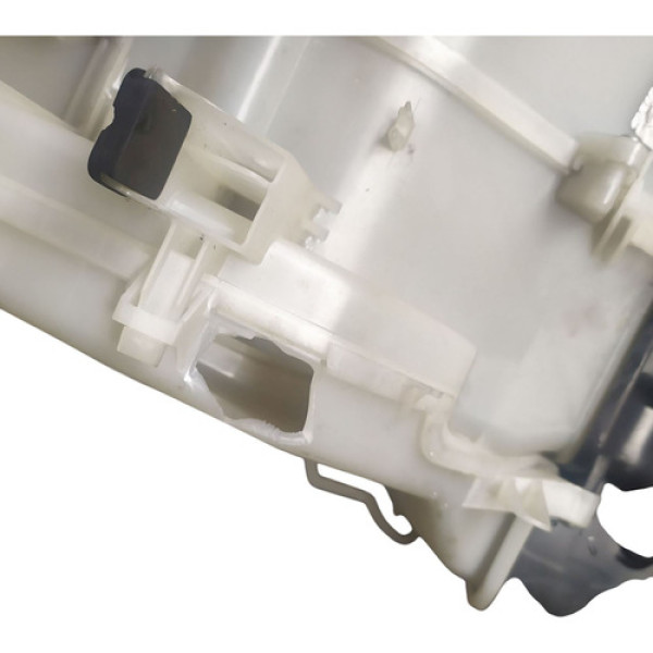 Caixa Ar Condicionado  Mercedes-benz B200 2.0 2007 186137