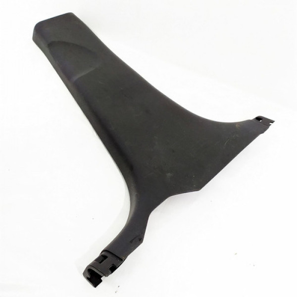 Capa Inferior Coluna Central Direita Nissan March 1.0s  2013