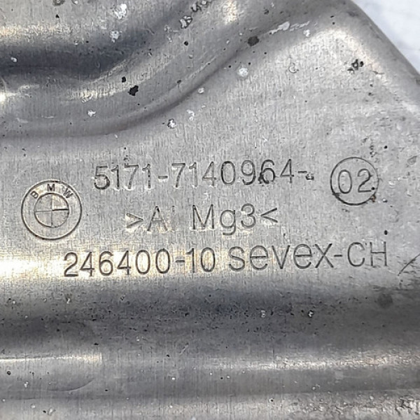 Defletor Proteção Corpo Válvula Suspensão Dinâmica  Bmw 550i Não Informado