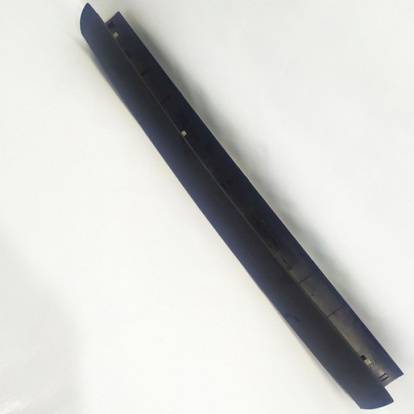 Moldura Superior Vidro Tampa Traseira Volkswagen Touareg V8 