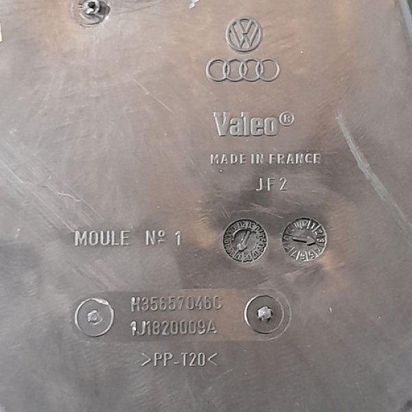 Caixa Ar Condicionado  Audi A3 1.8 T  1998 194075