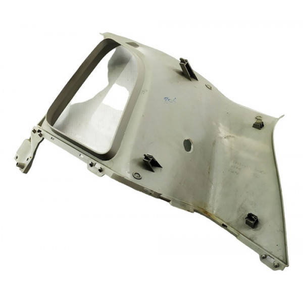 Acabamento Superior Esquerdo Porta-mala Ford Fiesta 1.0 8v 2