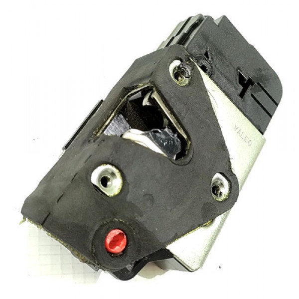 Fechadura Porta Traseira Direita Peugeot 206 1.4  2008 13502