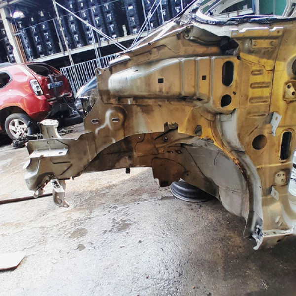 Longarina Esquerda  Citroën C3 Aircross 1.6 16v At  2014 202 Não Informado