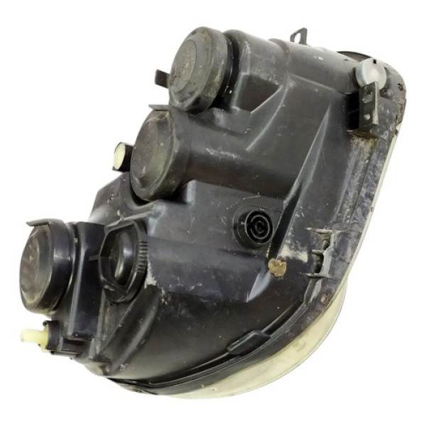 Farol Esquerdo Vw Polo 1.6 2003 V1802 - P16 Direito/passageiro