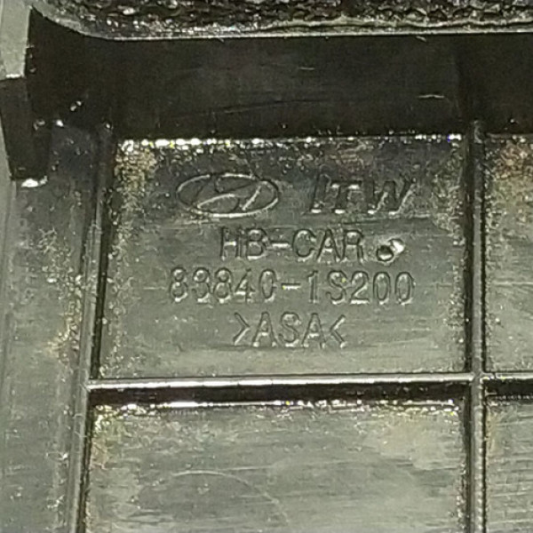 Moldura Externa Traseira Direita Hb20 Original 2019 013