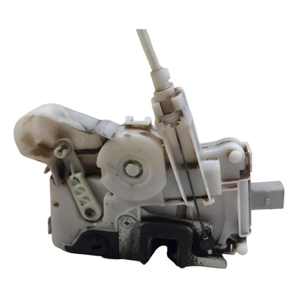 Fechadura Porta Traseira Esquerda  Volkswagen Gol 1.0  2011  - Não Informado