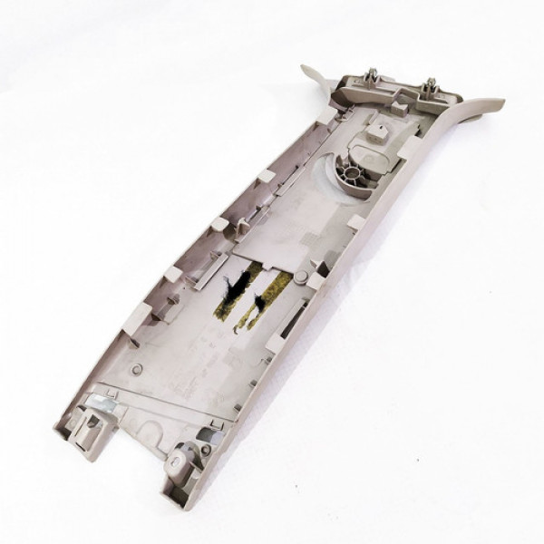 Capa Superior Coluna Central Esquerda Peugeot 307 2006/7    