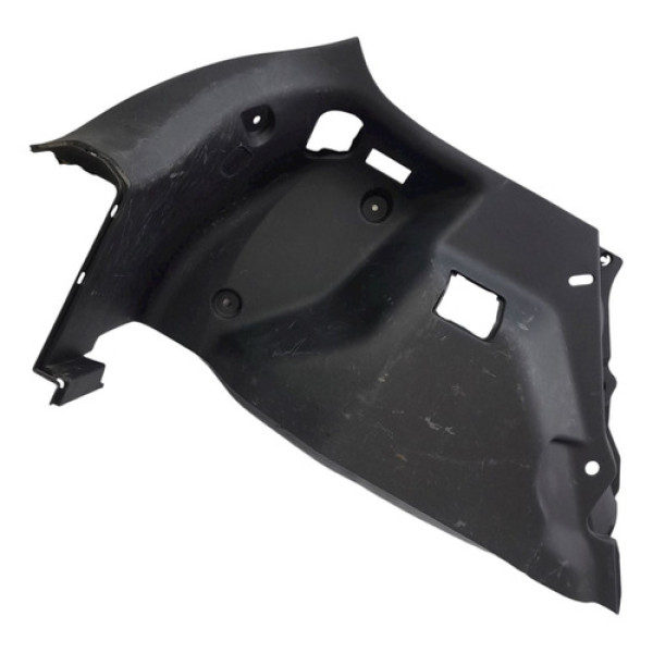 Acabamento Lateral Esquerdo Porta Malas  Nissan Tiida 1.8 20