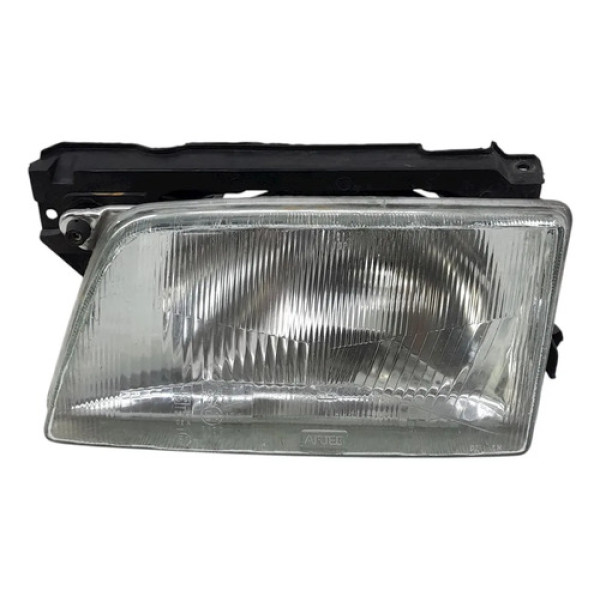Farol Esquerdo Gm Kadett 1.8 1993    211805 Direito/passageiro
