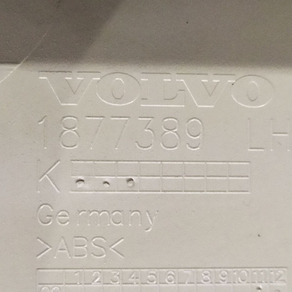 Acabamento Inferior Moldura Central Painel Volvo Xc60 3.0t D