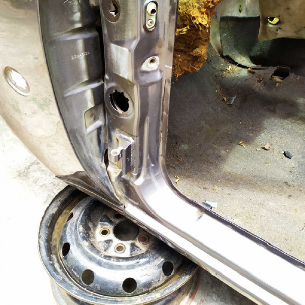 Longarina Pé Coluna Esquerdo Ford Fiesta 1.0 8v 2003 1303