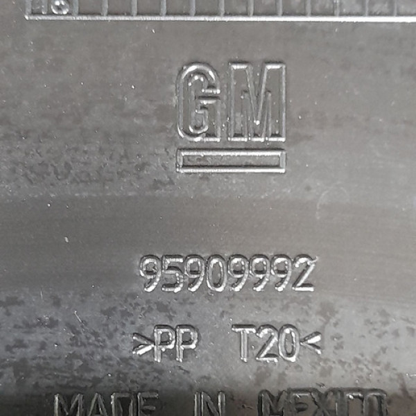 Acabamento Interno Tampa Traseira  Gm Sonic Hb 1.6 2013 2007 Não Informado