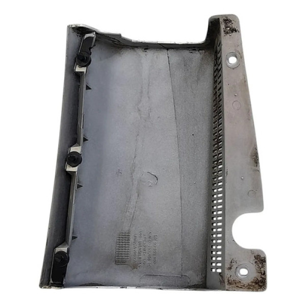 Acabamento Inferior Lanterna Direita Meriva 1.8 8v 2005    2 Não Informado